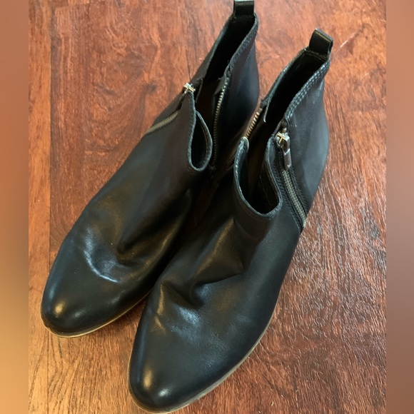 Lucky brand Basel Boots 10 - Picture 2 of 3